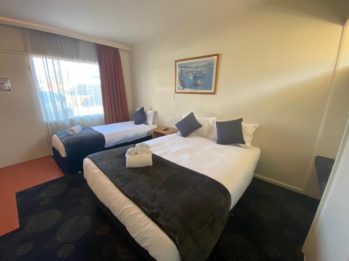 غولبورن The Astor Hotel Motel المظهر الخارجي الصورة