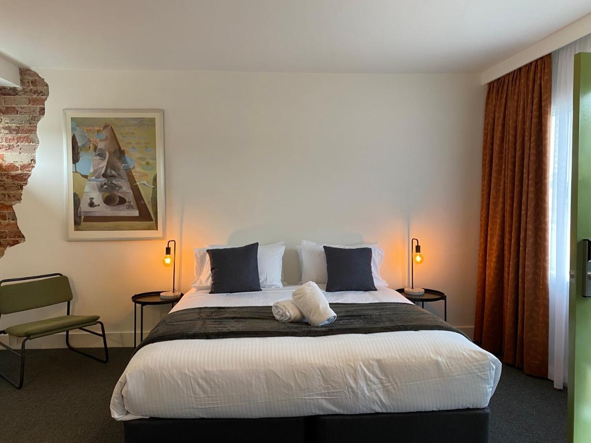 غولبورن The Astor Hotel Motel المظهر الخارجي الصورة